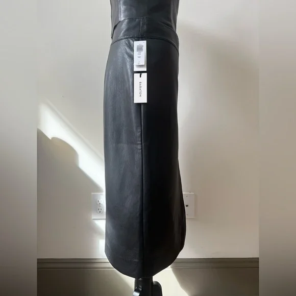Aritzia NWT Black Pegu Vegan Leather Pencil Skirt Size 8 - Picture 2 of 9